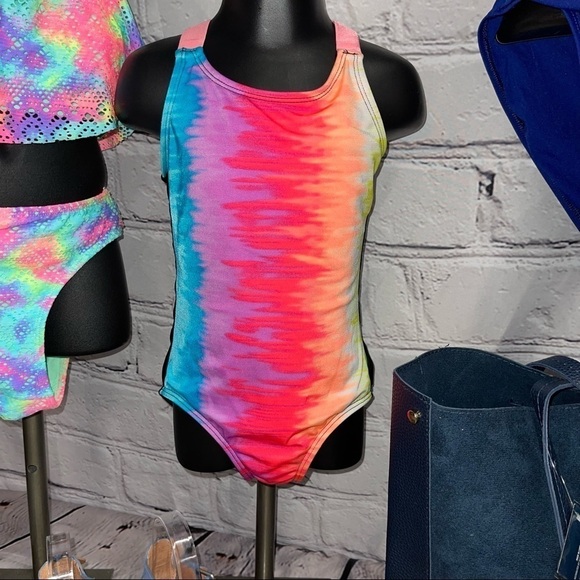 Cat & Jack swimsuit size 4/5 toddler - Picture 3 of 5